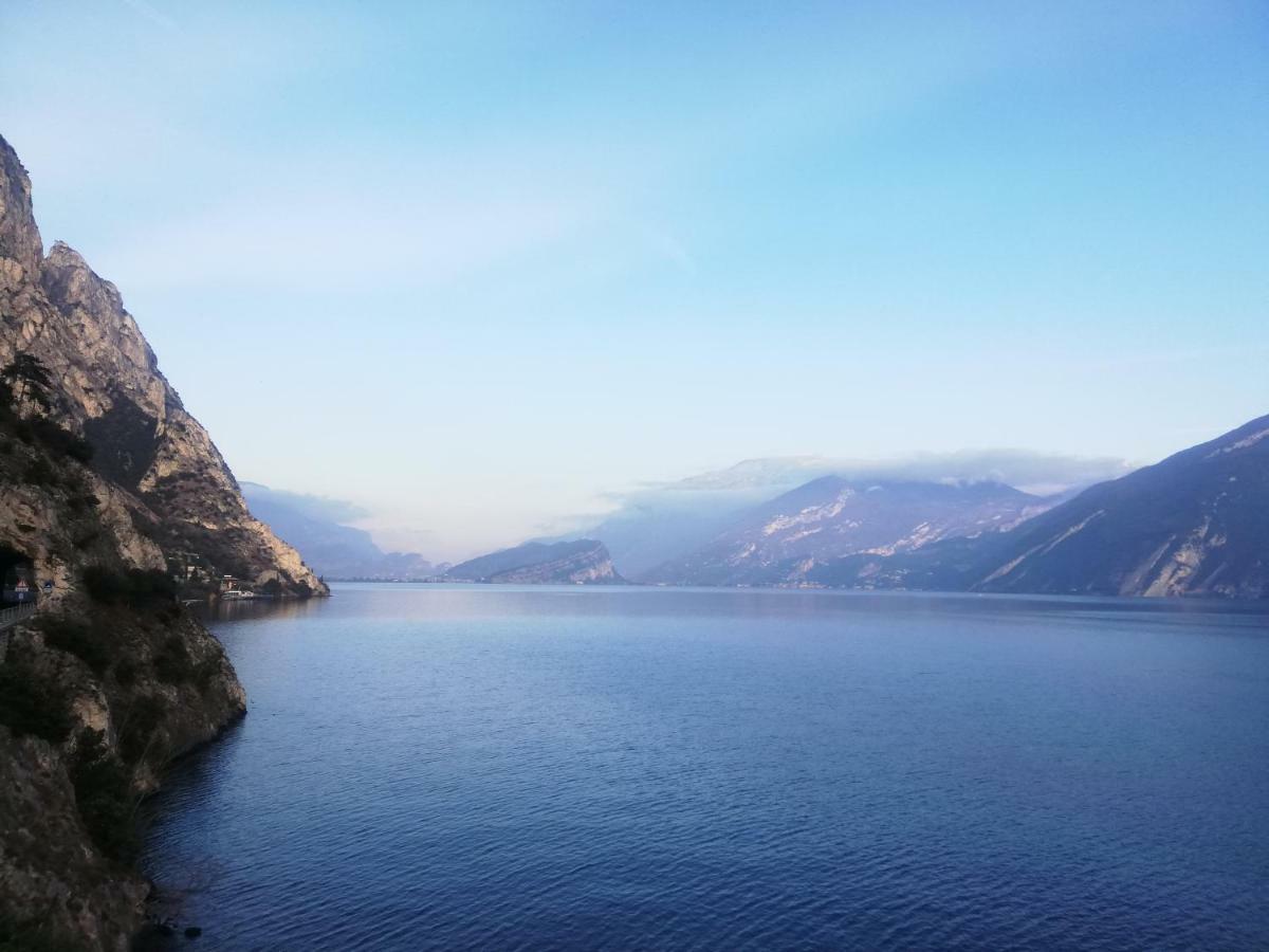 Garda Blu Apartment Riva del Garda Eksteriør bilde